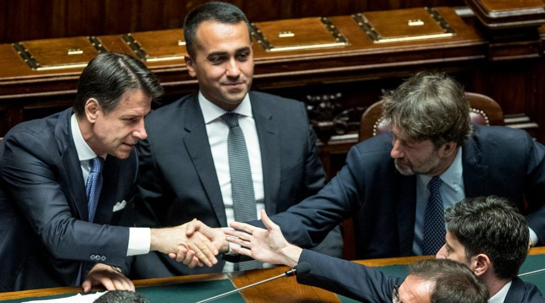 Sotto il cielo della politica nazionale